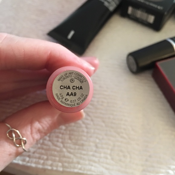 MAC Lip Bundle - Picture 6 of 7